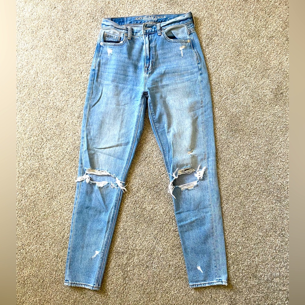 American Eagle Mom Jeans
